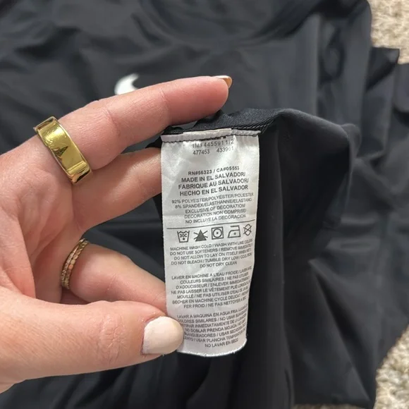 NIKE Men's Slim Fit Sweat-Wicking Quick Dry Long-Sleeve Top Size M In Black - Picture 7 of 9